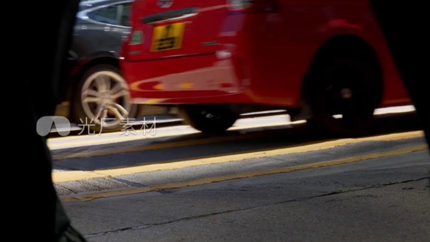 车流穿梭的视频素材.png 车流穿梭的视频素材.png